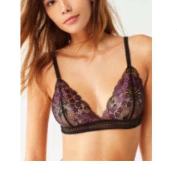 Urban Outfitters Other - Urban Outfitters | Esmeralda Lace Triangle Bra